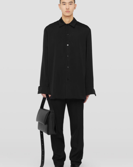 Long sleeved fluid viscose shirt with wool lining and flat pointed collar