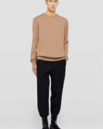 Midweight long-sleeved merino wool sweater